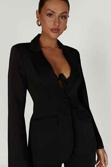 FITTED SLIMMING BLAZER + PANTS