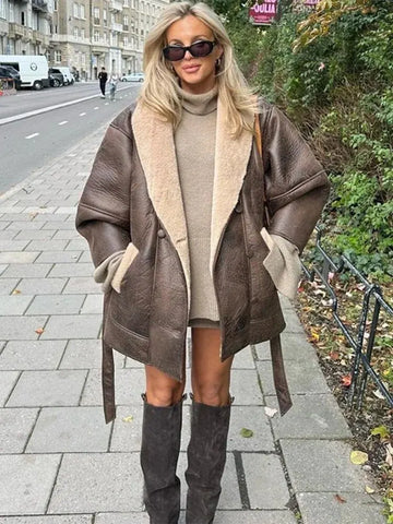 THE FAUX FUR OVERSIZED